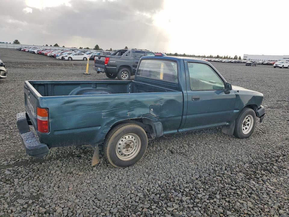 Photo 3 from auction – 1994 TOYOTA PICKUP with VIN 4TARN81A4RZ242759