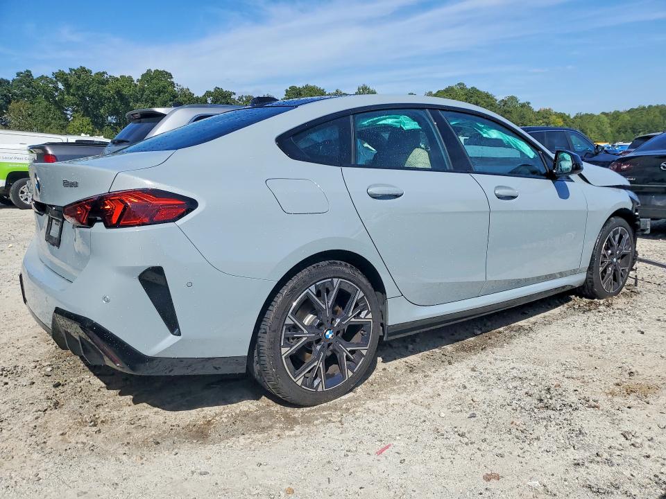 Foto 3 de la subasta – 2026 BMW 228 con VIN WBA83GG08T7U47080