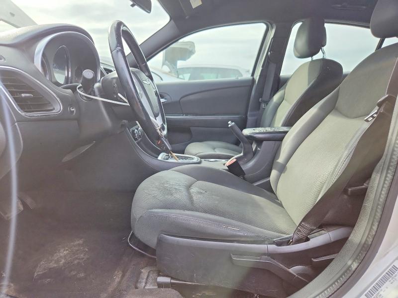 صورة رقم 7 من المزاد - 2011 CHRYSLER 200 مع VIN 1C3BC1FB2BN571157