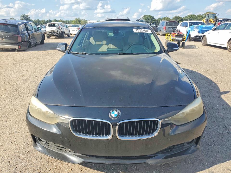 Zdjęcie 5 z aukcji – 2013 BMW 328 z VIN WBA3A5C50DF601794
