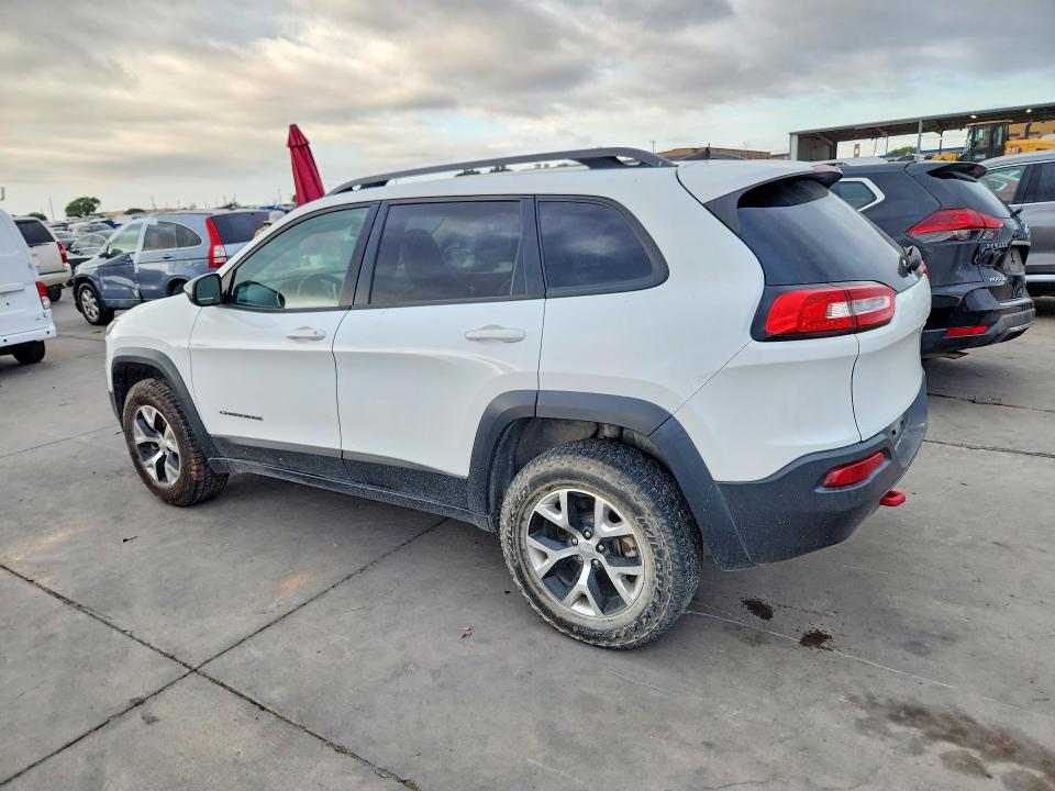 Photo 2 from auction – 2017 JEEP CHEROKEE with VIN 1C4PJMBB6HW614478