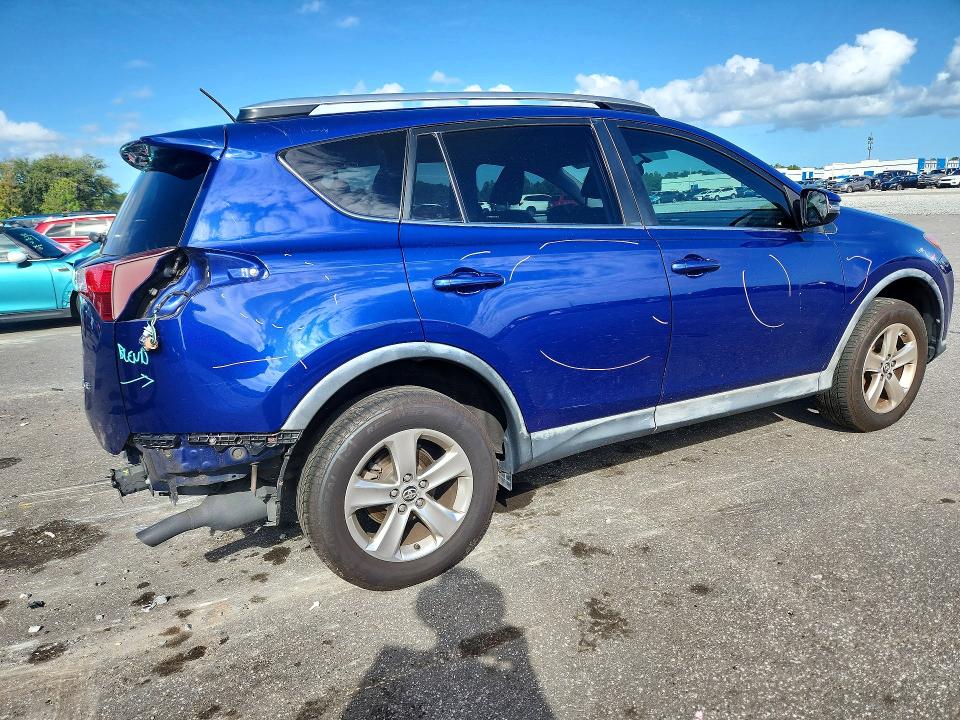 Снимка 3 от търг – 2015 TOYOTA RAV4 с VIN 2T3WFREV1FW201220