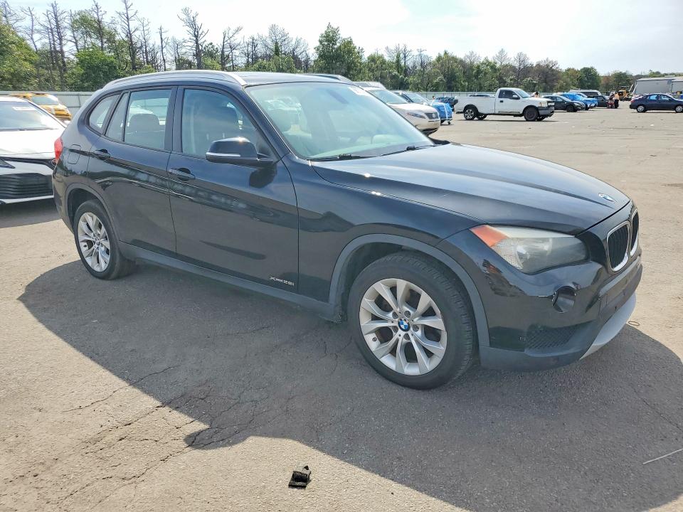 Photo 4 from auction – 2014 BMW X1 with VIN WBAVL1C56EVY18284