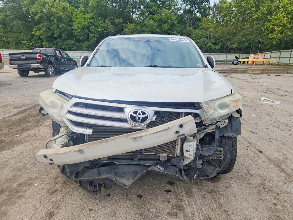 Photo 5 from auction – 2012 TOYOTA HIGHLANDER with VIN 5TDZA3EHXCS030175