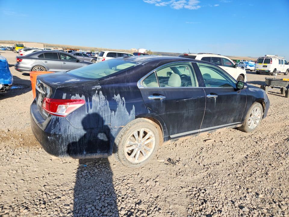Zdjęcie 3 z aukcji – 2010 LEXUS ES z VIN JTHBK1EG5A2349545