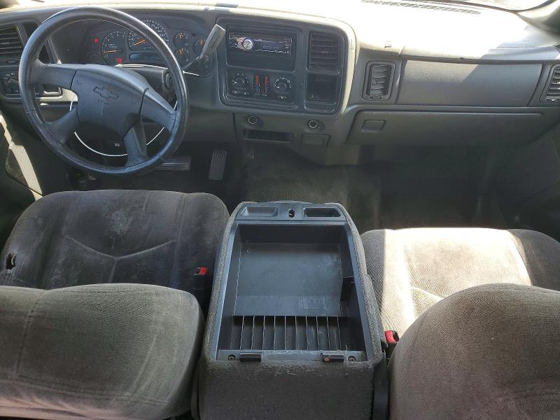 Photo 8 from auction – 2005 CHEVROLET SILVERADO with VIN 1GCEC9V45Z121053