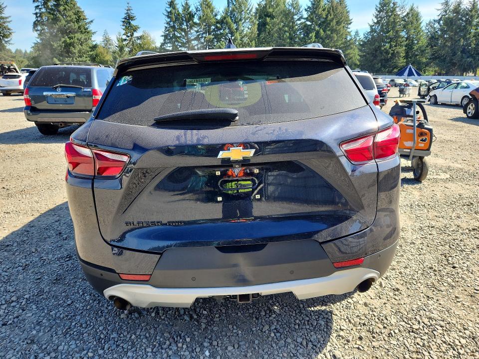 Photo 6 from auction – 2021 CHEVROLET BLAZER with VIN 3GNKBHRS7MS537251