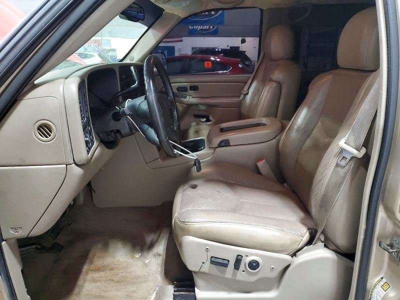Photo 7 from auction – 2004 CHEVROLET SILVERADO with VIN 2GCEK13T141416046