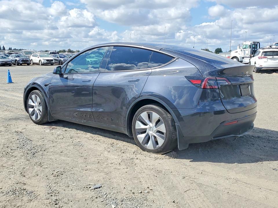 Photo 2 from auction – 2024 TESLA MODEL Y with VIN 7SAYGAEE1RF084761