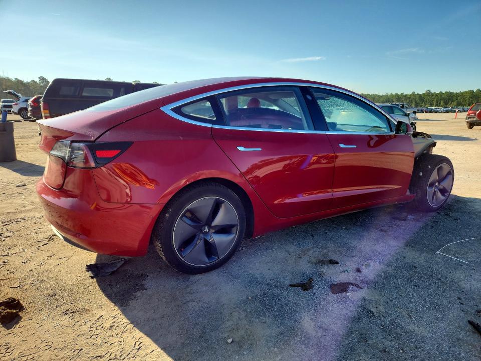 Photo 3 from auction – 2018 TESLA MODEL 3 with VIN 5YJ3E1EA5JF022200