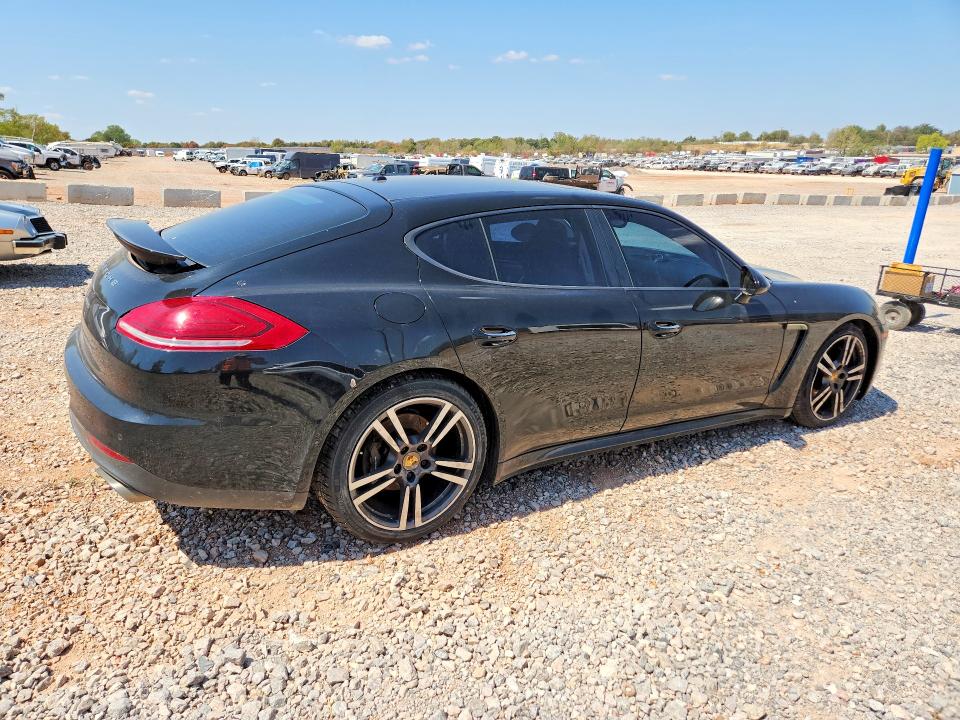 Photo 3 from auction – 2015 PORSCHE PANAMERA with VIN WP0AA2A79FL001454