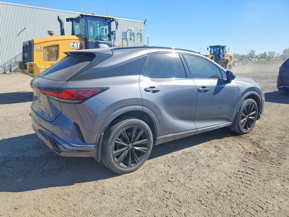 Фото 3 с аукциона – 2023 LEXUS RX с VIN 2T2BCMEA9PC004438