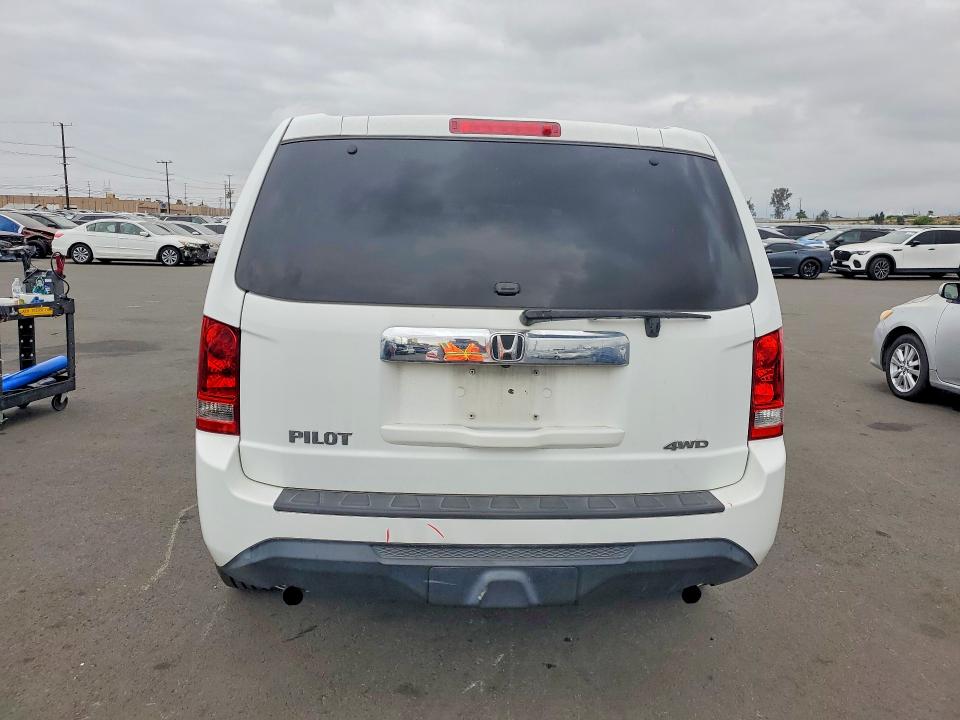 Photo 6 from auction – 2014 HONDA PILOT with VIN 5FNYF4H21EB022158