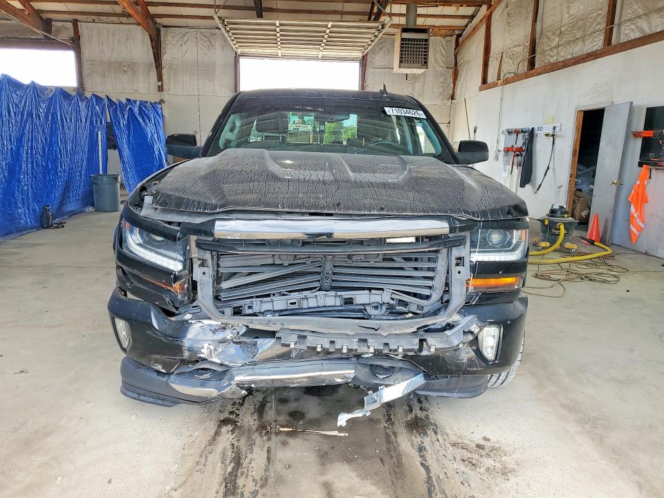 Снимка 5 от търг – 2018 CHEVROLET SILVERADO с VIN 3GCUKREC3JG256696