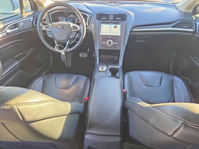 Zdjęcie 8 z aukcji – 2018 FORD FUSION z VIN 3FA6P0RU1JR124846