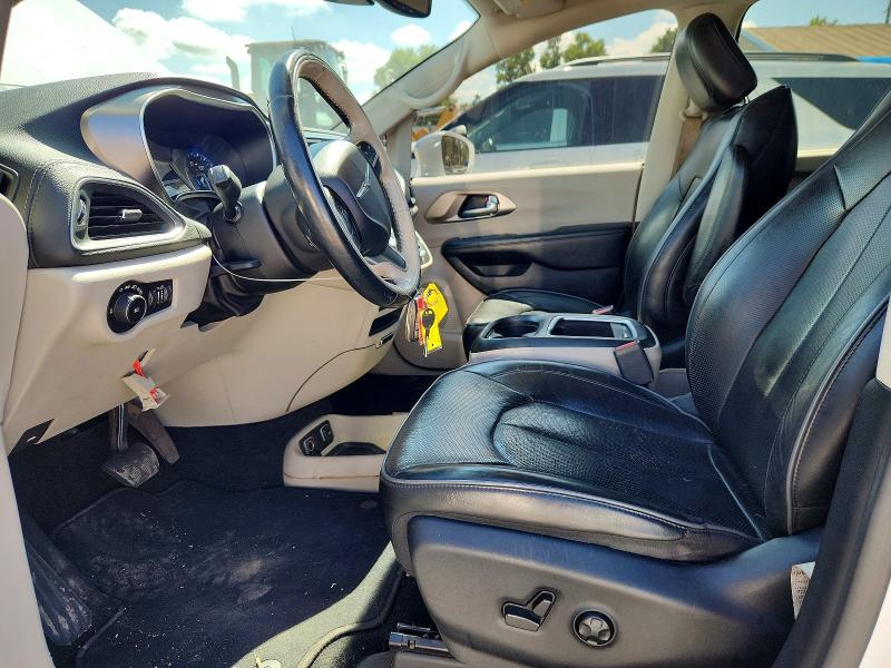 Фото 7 с аукциона – 2018 CHRYSLER PACIFICA с VIN 2C4RC1GG1JR273821