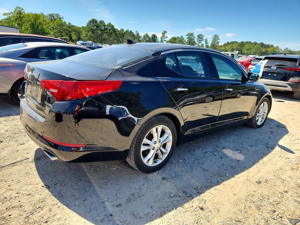 Photo 3 from auction – 2013 KIA OPTIMA with VIN 5XXGN4A76DG177997