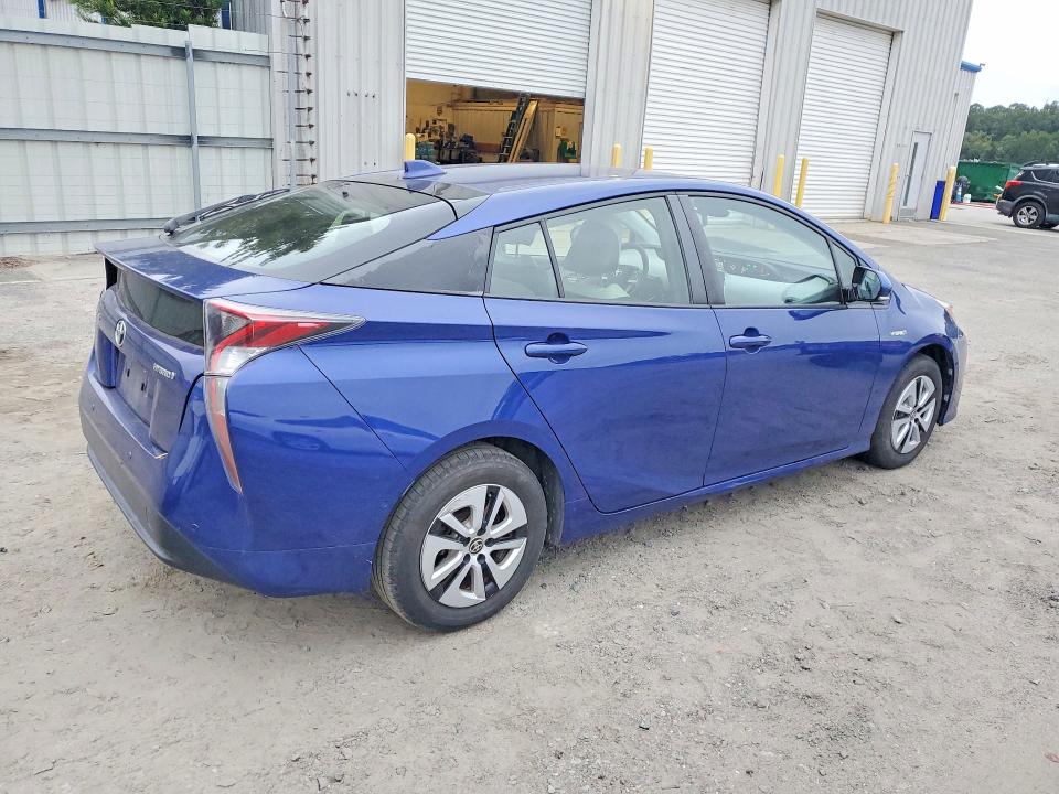 Photo 3 from auction – 2017 TOYOTA PRIUS with VIN JTDKARFU0H3538390