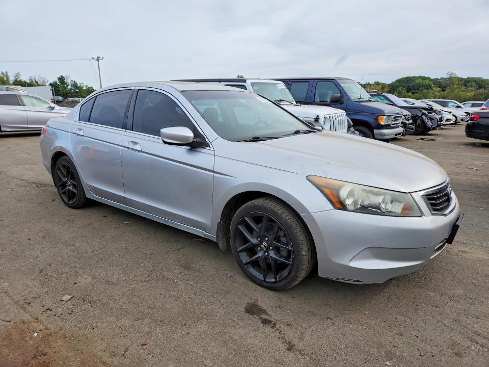 Снимка 4 от търг – 2009 HONDA ACCORD с VIN 1HGCP267X9A189290