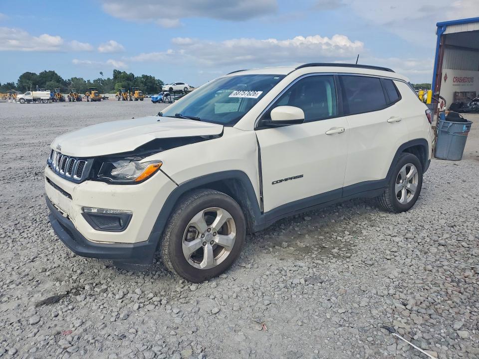 JEEP COMPASS 2018 with VIN 3C4NJDBB4JT348929 - Photo from auction