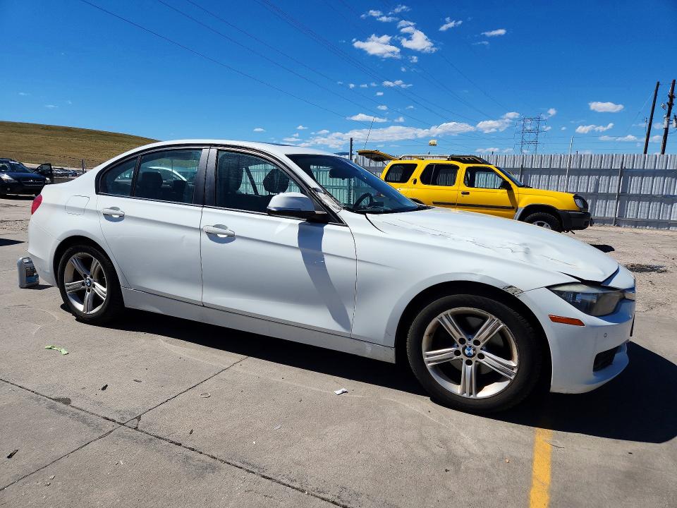 Photo 4 from auction – 2014 BMW 320 with VIN WBA3B1G58ENS78795
