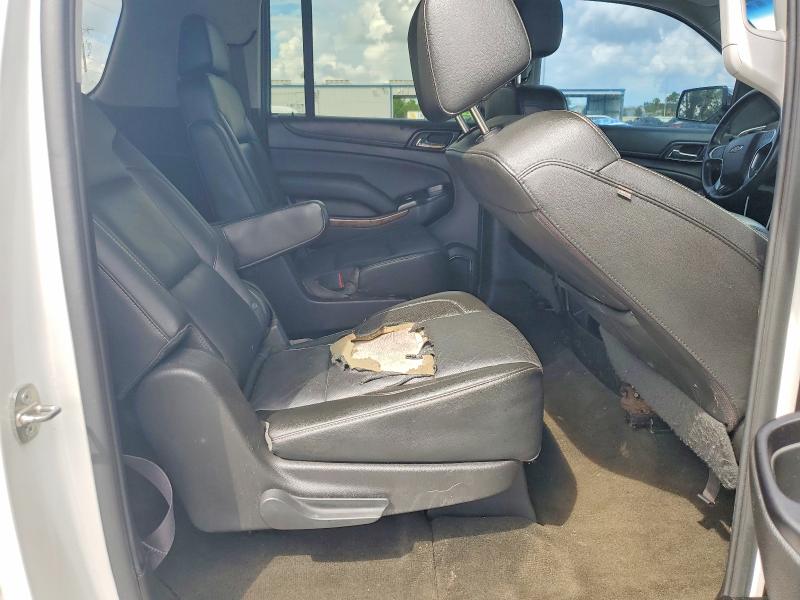 Photo 11 from auction – 2017 CHEVROLET SUBURBAN with VIN 1GNSCJKCXHR246842