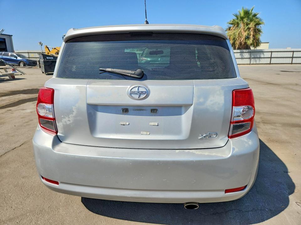 Zdjęcie 6 z aukcji – 2012 SCION XD z VIN JTKKU4B44C1022840