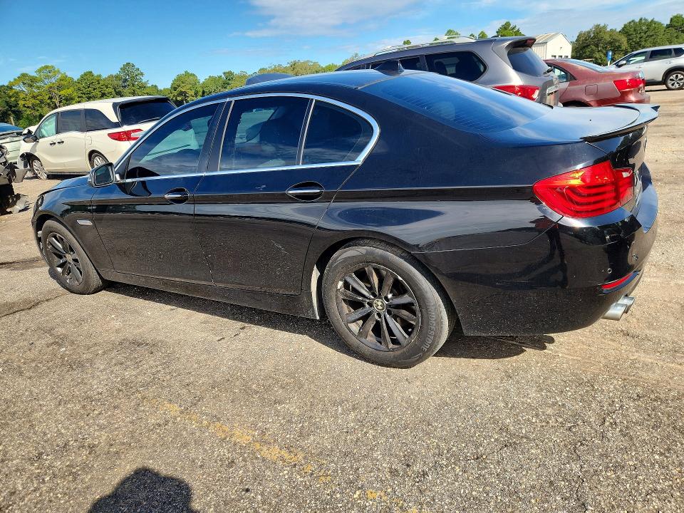 Zdjęcie 2 z aukcji – 2016 BMW 528 z VIN WBA5A5C50GG349181