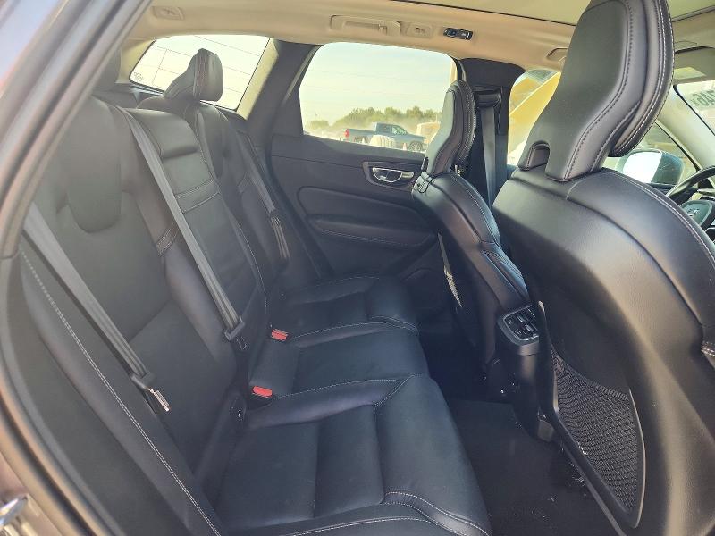 Photo 11 from auction – 2021 VOLVO XC60 with VIN YV4A22RL1M1875799