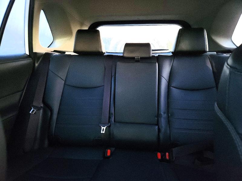 Photo 10 from auction – 2019 TOYOTA RAV4 with VIN JTMA1RFV0KJ011814