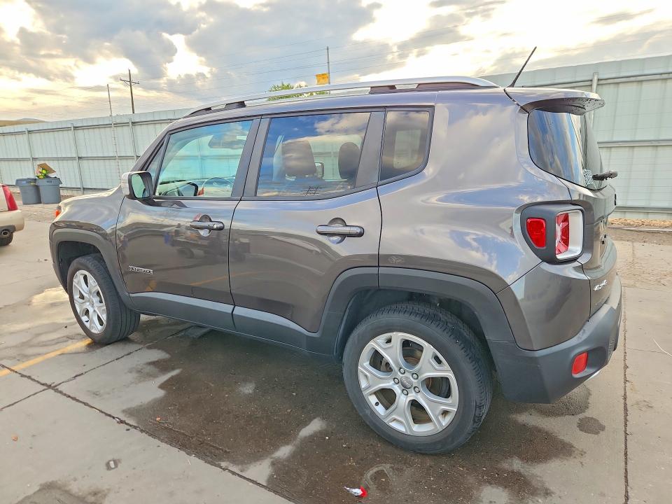 Photo 2 from auction – 2017 JEEP RENEGADE with VIN ZACCJBDB2HPF74302