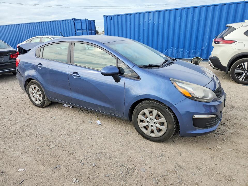 Foto 4 de la subasta – 2016 KIA RIO con VIN KNADM4A35G6555522