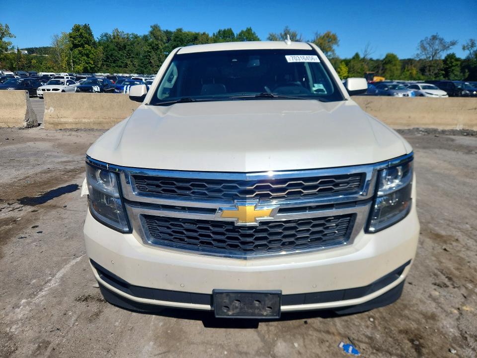 Photo 5 from auction – 2015 CHEVROLET SUBURBAN with VIN 1GNSKJKC1FR608993
