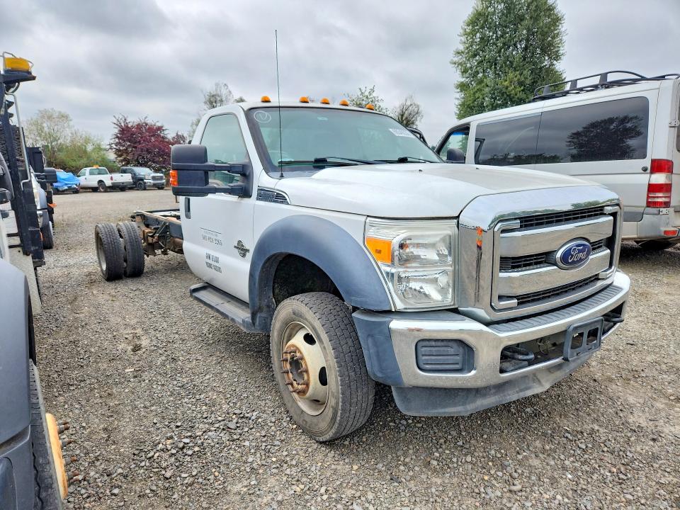 صورة رقم 4 من المزاد - 2016 FORD F550 مع VIN 1FDUF5HT4GEC43685