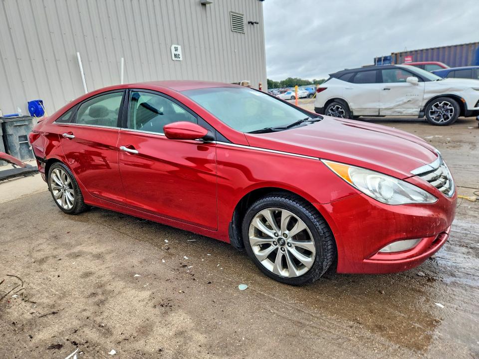 Zdjęcie 4 z aukcji – 2013 HYUNDAI SONATA z VIN 5NPEC4AC5DH784794