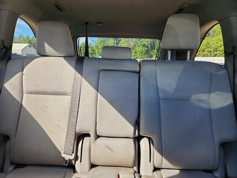 Снимка 10 от търг – 2019 TOYOTA HIGHLANDER с VIN 5TDBZRFH1KS990219