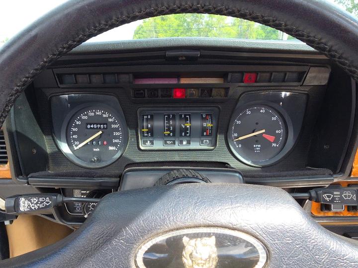 Photo 8 from auction – 1989 JAGUAR XJS with VIN SAJNL4849KC158870