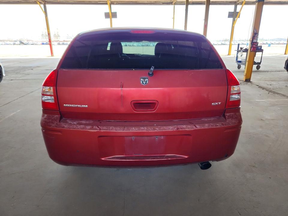 Photo 6 from auction – 2005 DODGE MAGNUM with VIN 2D4FV48V85H129600