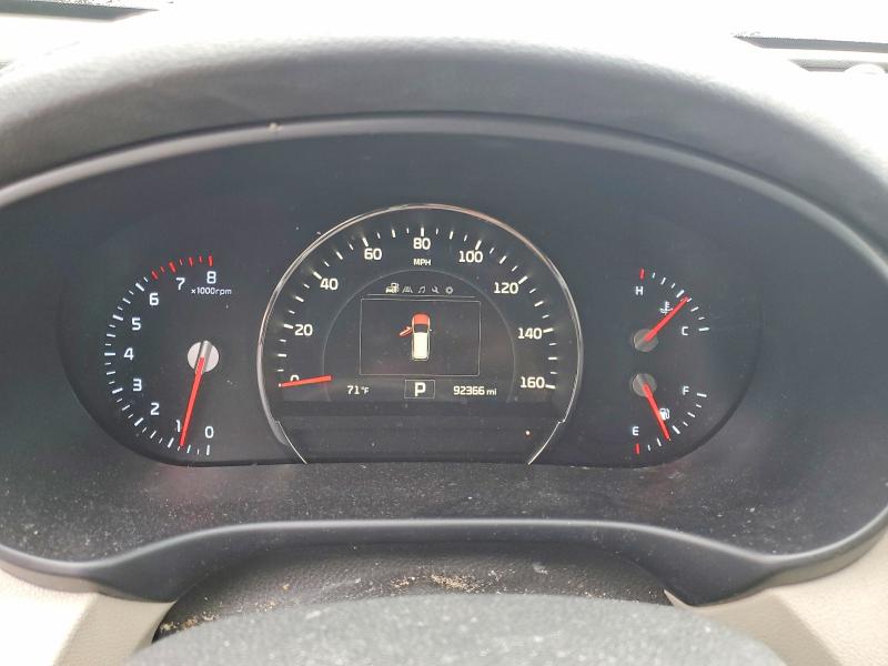 Photo 9 from auction – 2017 KIA SORENTO with VIN 5XYPHDA56HG312516
