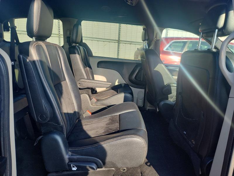 Photo 11 from auction – 2014 DODGE GRAND CARAVAN with VIN 2C4RDGBG9ER370780