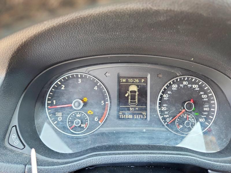 Photo 9 from auction – 2014 VOLKSWAGEN PASSAT with VIN 1VWBN7A31EC063977