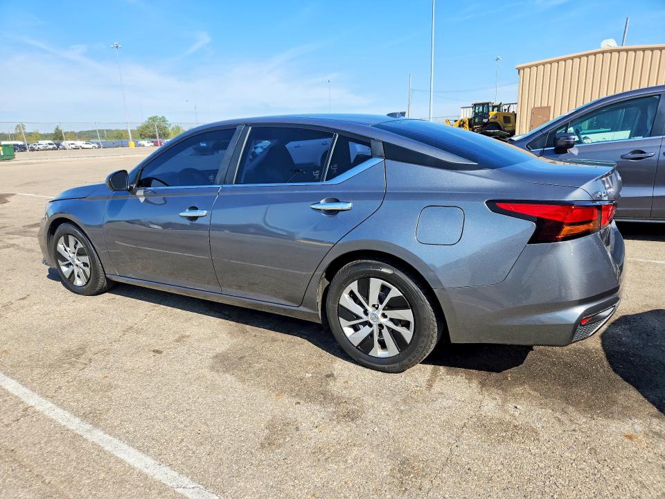 Photo 2 from auction – 2020 NISSAN ALTIMA with VIN 1N4BL4BV2LC183023
