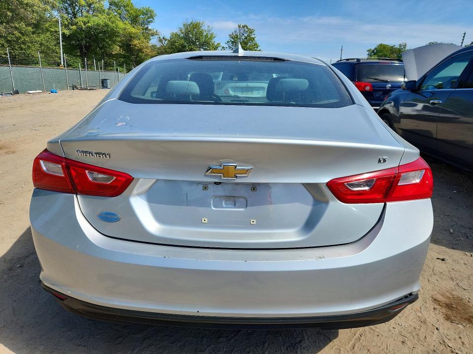 Photo 6 from auction – 2017 CHEVROLET MALIBU with VIN 1G1ZE5STXHF229963