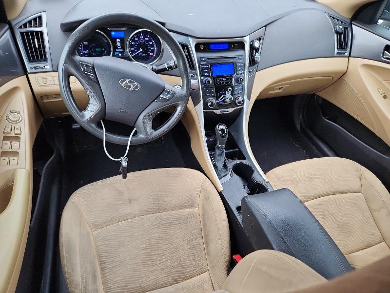 Zdjęcie 8 z aukcji – 2012 HYUNDAI SONATA z VIN KMHEC4A48CA021727