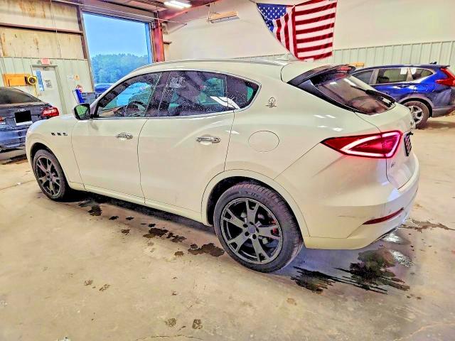 Photo 2 from auction – 2017 MASERATI LEVANTE with VIN ZN661XUL3HX264285