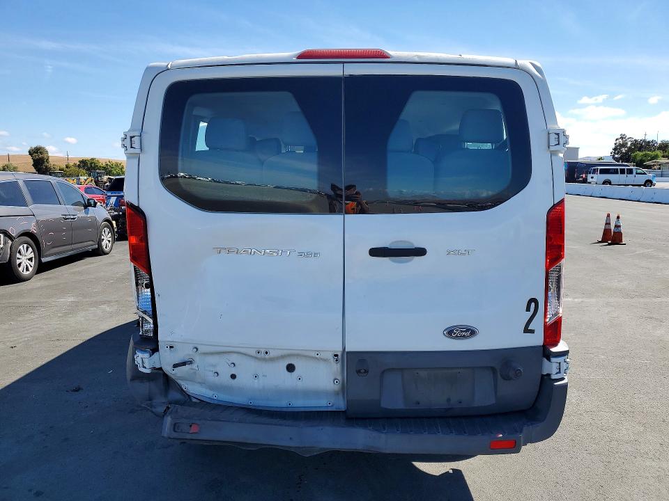Photo 6 from auction – 2017 FORD TRANSIT with VIN 1FBZX2ZM7HKB14702