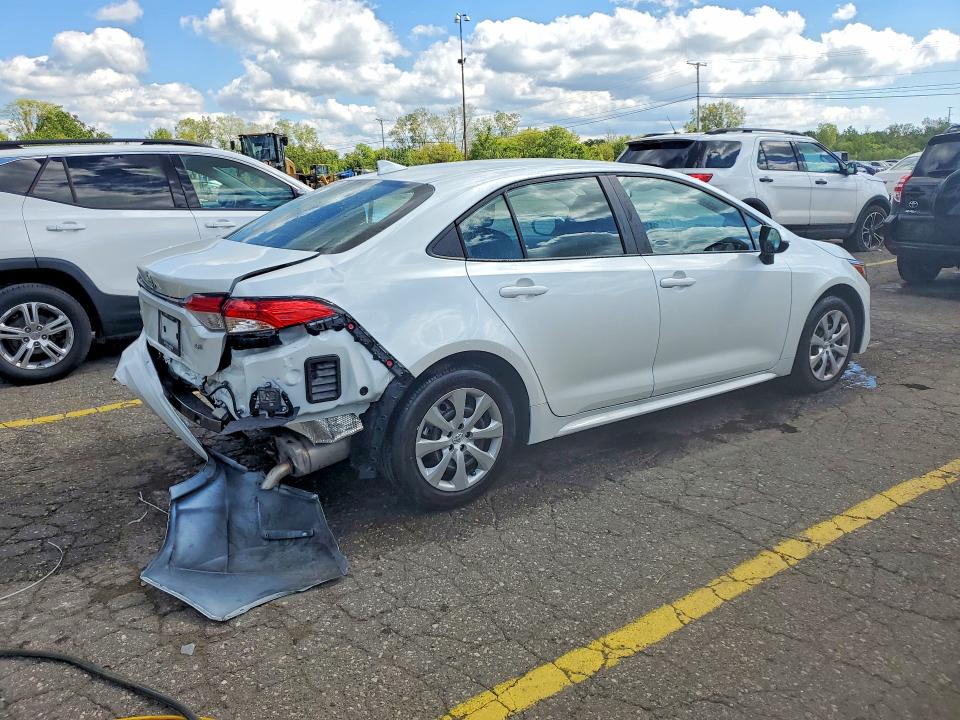 Photo 3 from auction – 2026 TOYOTA COROLLA with VIN 5YFB4MDE2TP435073