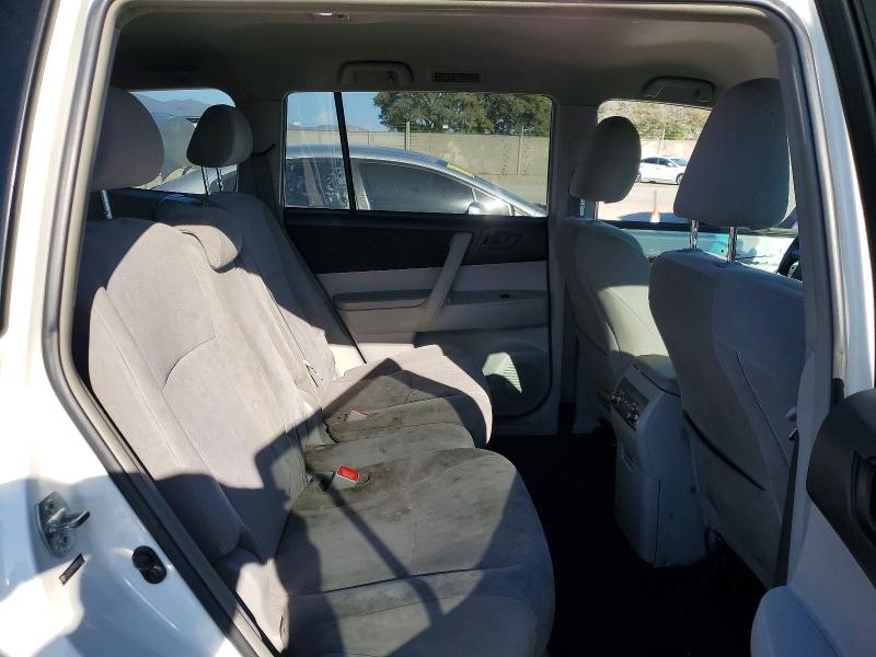 Photo 11 from auction – 2011 TOYOTA HIGHLANDER with VIN 5TDZA3EH5BS012911