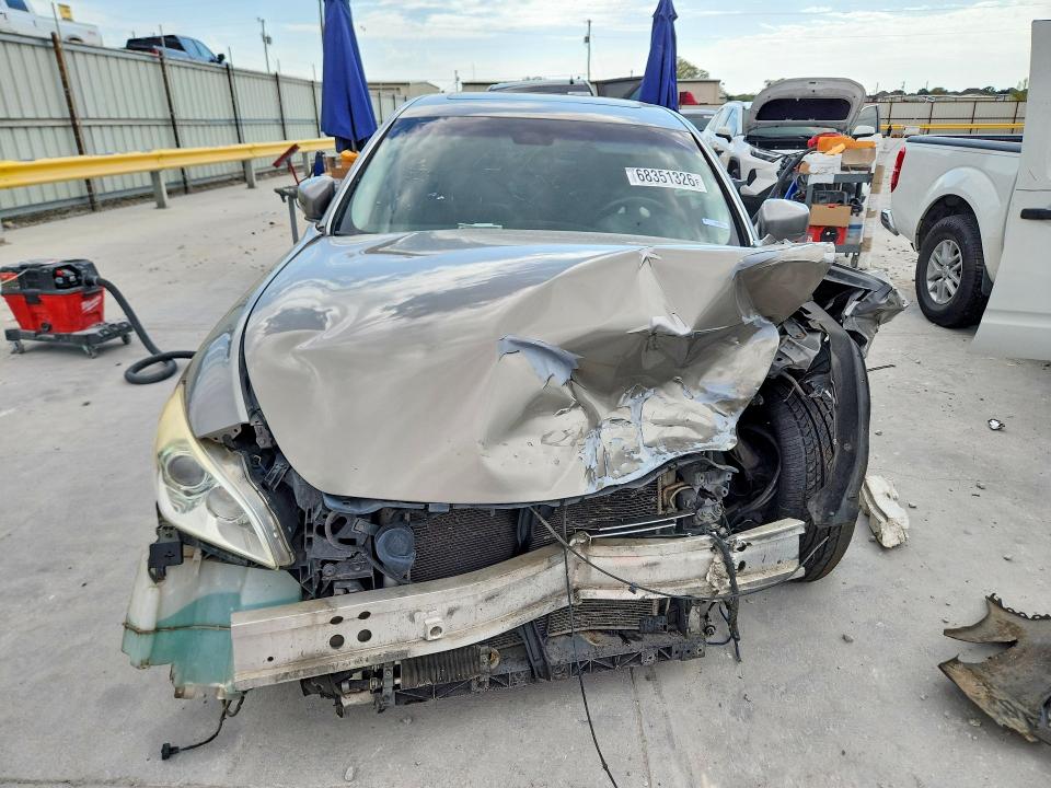 Снимка 5 от търг – 2014 INFINITI Q70 с VIN JN1BY1APXEM260525