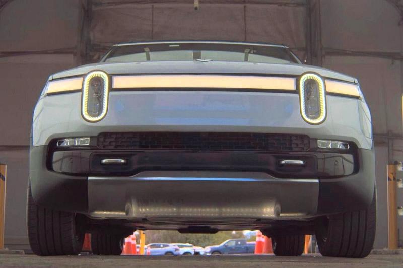 Photo 11 from auction – 2023 RIVIAN R1S with VIN 7PDSGABA4PN019950